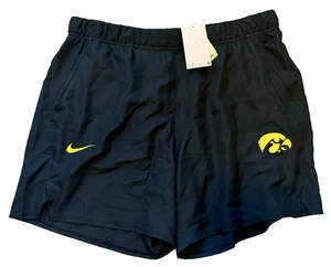 Neu mit Etikett Nike Iowa Hawkeyes NCAA schwarz sportlich Standard Passform 7" Länge Shorts Größe 2XL - Bild 1 von 8