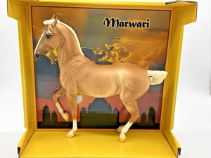 Breyer Marwari #1495 Palomino Horse Figurine Preowned in Box EUC - Picture 1 of 12