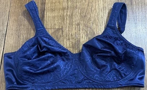 Playtex 18-Hour Bra Womens Blue Velvet 4745 Padded Straps Wireless Sheen SZ 40C - Picture 1 of 8