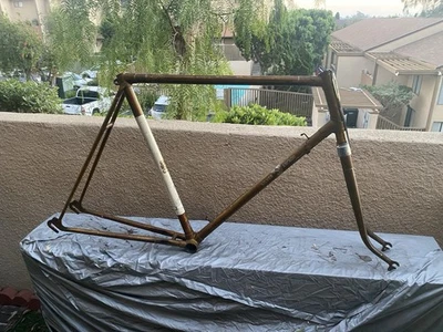 Cuadro y horquilla de bicicleta inglesa antigua vintage Foto 1 de 4