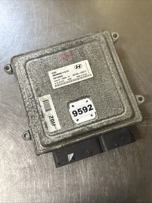 Módulo informático motor ECM Hyundai Elantra 2.0 A/T 2007-2010 39150-23011 Foto 1 de 4