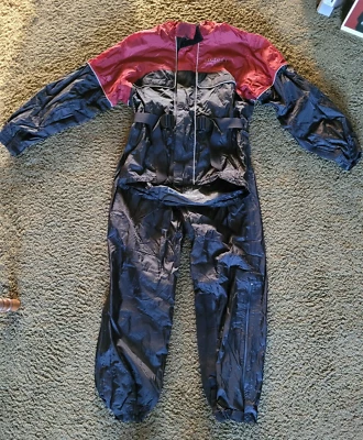 Victory Rainsuit - черный/бордовый от Victory Motorcycles S - Изображение 1 из 4