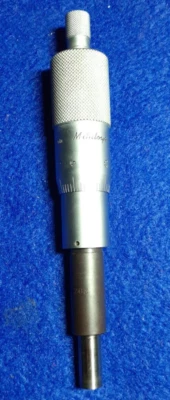 MITUTOYO Cabezal Micrómetro, 0-25 mm, 0,001 mm Grado, ~ 38 mm Recorrido Total Foto 1 de 4