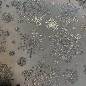 Silver Snowflakes On White Cotton Fabric 1 Yard New - Picture 1 of 3