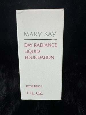 NEW Old Stock Mary Kay Day Radiance Liquid Foundation Rose Beige 1074. 1 Fl Oz - Image 1 of 3