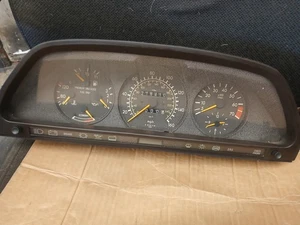 Instrument Gauge Cluster 218k Miles 91 Mercedes 300SEL W126 READ!! - Picture 1 of 11