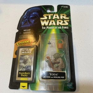 Figura de acción Star Wars Flashback Episodio 1 Yoda con bastón y olla hirviendo 1998 - Imagen 1 de 10