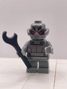 Lego Super Heroes Ultron - Piernas cortas sh253 76066 Mighty Micros: Hulk vs. Ultron - Imagen 1 de 5