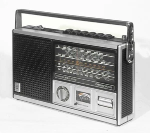 GRUNDIG MUSIC BOY 1100 SCHICKES KOFFERRADIO - Bild 1 von 3