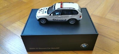Bmw X5 Steward Car MotoGP 2003 in Box/scatola BMW Originale Minichamps 1/43 - Immagine 1 di 4
