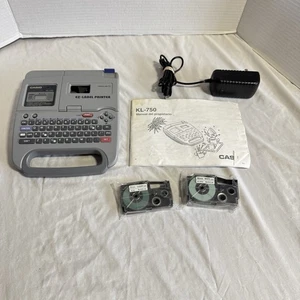 Casio KL-750B EZ-Label Printer LABEL IT! w/ Labels, Manila & AC Adapter - Picture 1 of 7