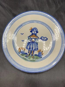 "Plato firmado M A Hadley arte popular cerámica gres país azul granjero esposa 7,5""" - Imagen 1 de 5