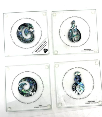 Juego de 4 posavasos Paua y vidrio hechos en Nueva Zelanda nuevos en caja Foto 1 de 4