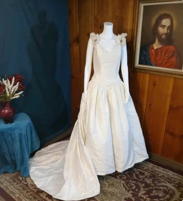 Vestido de novia Alfred Angelo Dream Maker talla 10 seda Dupioni #35 Foto 1 de 4