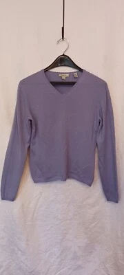 Geneva PS lavender V-neck 100% cashmere sweater - Image 1 of 4