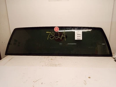 Back Glass Fixed w/ Privacy Tint from 2000 GMC Sierra 1500 11154738 Foto 1 de 4