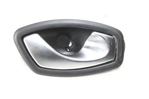 RENAULT CAPTUR J5 Türgriffinnenrahmen vorne rechts 806700005R 14941922 - Afbeelding 1 van 3