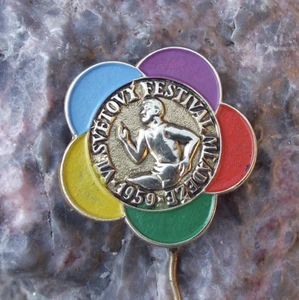 1959 WFDY World Youth Festival Vienna Austria Democratic Federation Pin Badge - Picture 1 of 2