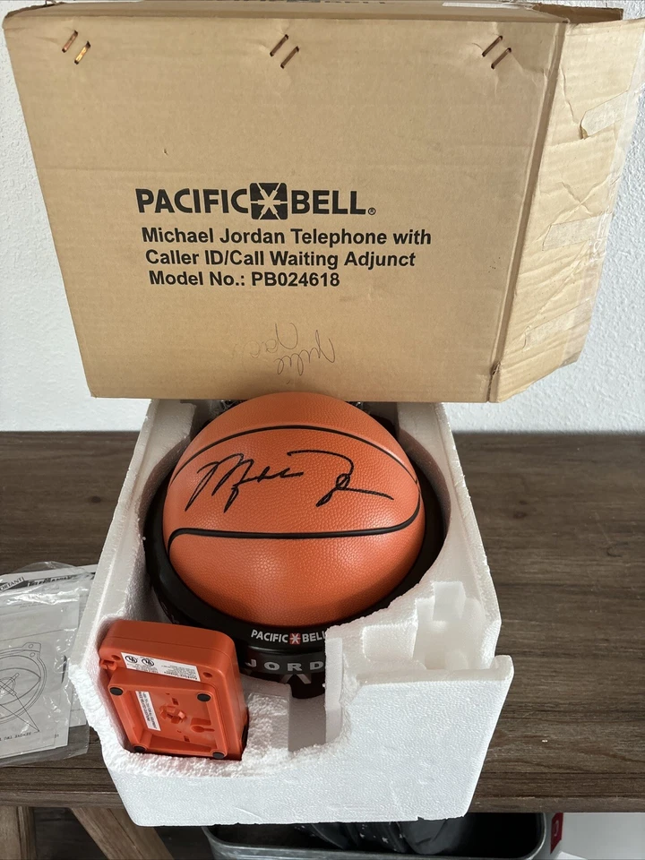 NUEVO Michael Jordan Upper Deck Home Phone Chicago Bulls RARO 1999 COMO NUEVO De colección Foto 1 de 4