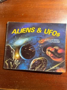 Aliens and UFOs John F Warner Margaret B UFO Sightings 1994 PB BK - Picture 1 of 3