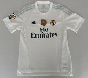 Real Madrid 2015/16 Home Shirt Fifa World Champions 2014 Badge Size M - Bild 1 von 11