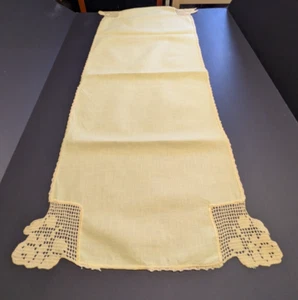 Vintage Yellow Linen Table Runner Dresser Scarf Crocheted Corners 15x34" - Picture 1 of 7