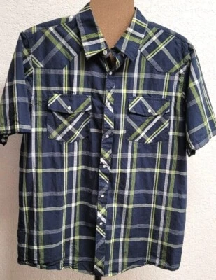 Men's Renegade Outerwear&Sportswear Shirt (L) Blue Plaid. Pearl Snaps. Pockets. - Image 1 of 4