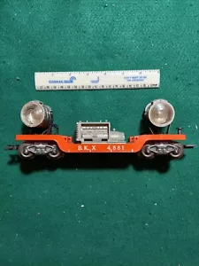 MARX #B.K.X 4581 FLAT CAR WITH 2 SPOT LIGHTS - Picture 1 of 4