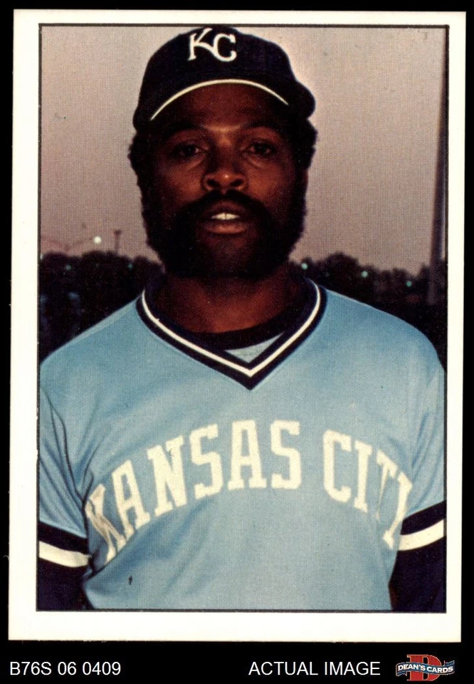 1975 SSPC #176 Hal McRae Royals 7 - NM - Image 1 of 1