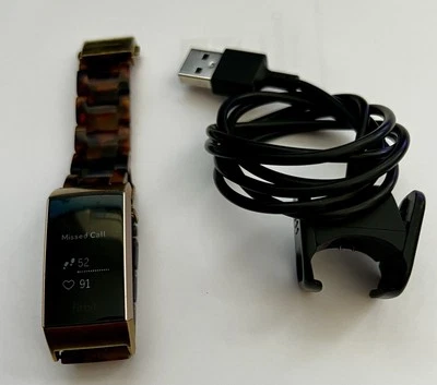 Fitbit Charge 3 Fitness Watch Graphite Aluminium Fitness Activity Tracker FAULTY - Image 1 of 4