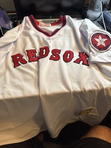 CARLTON FISK MITCHELL & NESS BOSTON RED SOX JERSEY. Large. 1975 COOPERSTOWN COLL - Picture 1 of 6