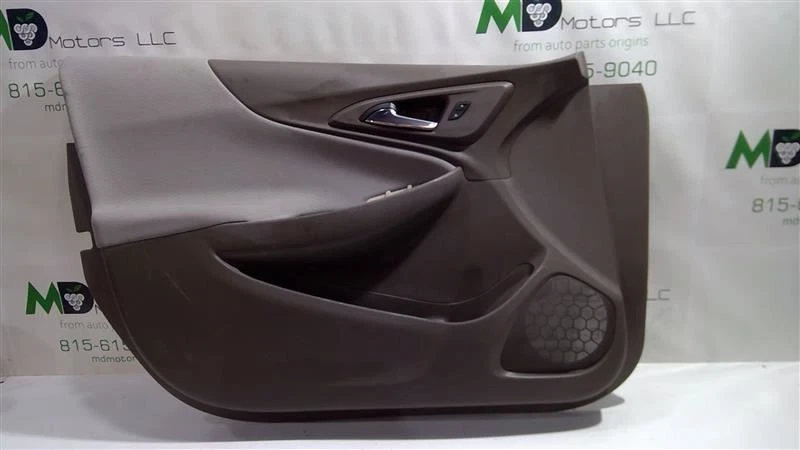 2016-2022 CHEVROLET MALIBU PAINEL DIANTEIRO ESQUERDO DA PORTA DO LADO DO MOTORISTA FABRICANTE DE EQUIPAMENTO ORIGINAL 84810727  - Imagem 1 de 4