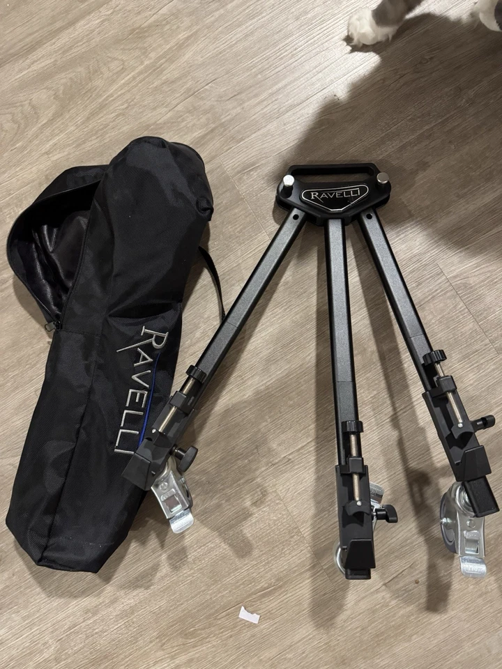 Carretilla trípode plegable RAVELLI para iluminación fotográfica de cámara - ruedas resistentes y bolsa Foto 1 de 1