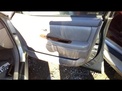 AVALON    2000 Front Door Trim Panel 30662201 Foto 1 de 4