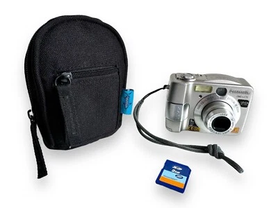Panasonic Lumix DMC-LC70 Silver 1.5-In LCD 3x Optical Zoom 4.0MP Digital Camera - Image 1 of 4