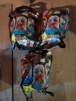 NEW OriginalMinis Marvels Series 2 Lot Of 3 Deadpool Mini Dome Figures NEW - Изображение 1 из 3