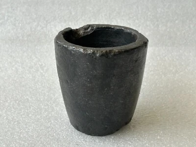 RARE OLD VINTAGE GRAPHITE CRUCIBLE BOWL / CUP / GLASS GOLDSMITH CRUCIBLE BOWL. - Imagem 1 de 4