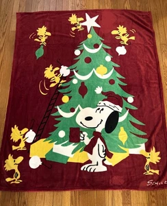Snoopy Peanuts Christmas Blanket Hallmark Throw 50X60 Christmas Tree Woodstock - Picture 1 of 11