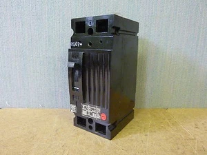 Interruptor de circuito GE TED124030 30A 2 polos 480VAC/250VDC (9938) - Imagen 1 de 3
