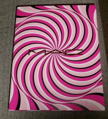 MAC Wave Your Wand Brush Kit Gesicht Lidschatten Augenbrauen Puder Tasche NEU - Bild 1 von 4