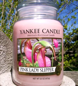 Yankee Candle "ZAPATILLA ROSA DAMA" ~Floral~ Grande 22 oz. ~ ETIQUETA BLANCA~ RARO~ NUEVO - Imagen 1 de 3