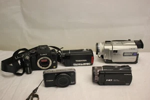JOB LOT 5 X MIX DIGITAL CAMERAS TOSHIBA SONY CANON PANASONIC UNTESTED FOR PARTS - Picture 1 of 12