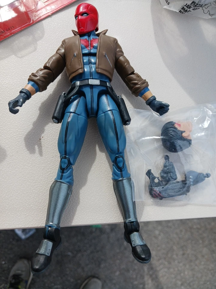 Figura de acción Mattel RED HOOD Jason Todd DC Multiverse Killer Croc Wave DCUC Foto 1 de 1