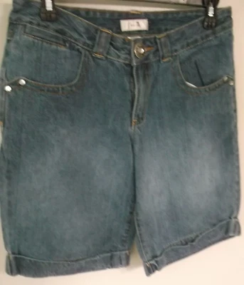 Pantalones Cortos Vaqueros Metro 7 Azul 100% Algodón Estrás Puños Denim Talla 6 Usados en Excelente Condición Foto 1 de 4