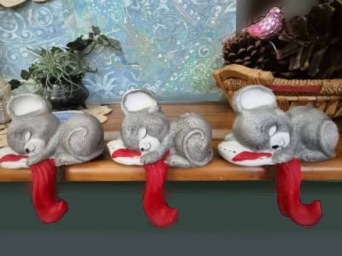 Christmas Stocking Hanger Holders 3 VTG House of Lloyd Porcelain Mice Ceramics - Image 1 of 4