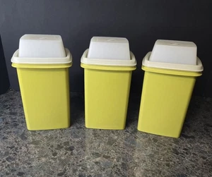 Tupperware Pickle Container Pickle / Deli Keeper Avocado Green Vintage 3 Total!! - Picture 1 of 9