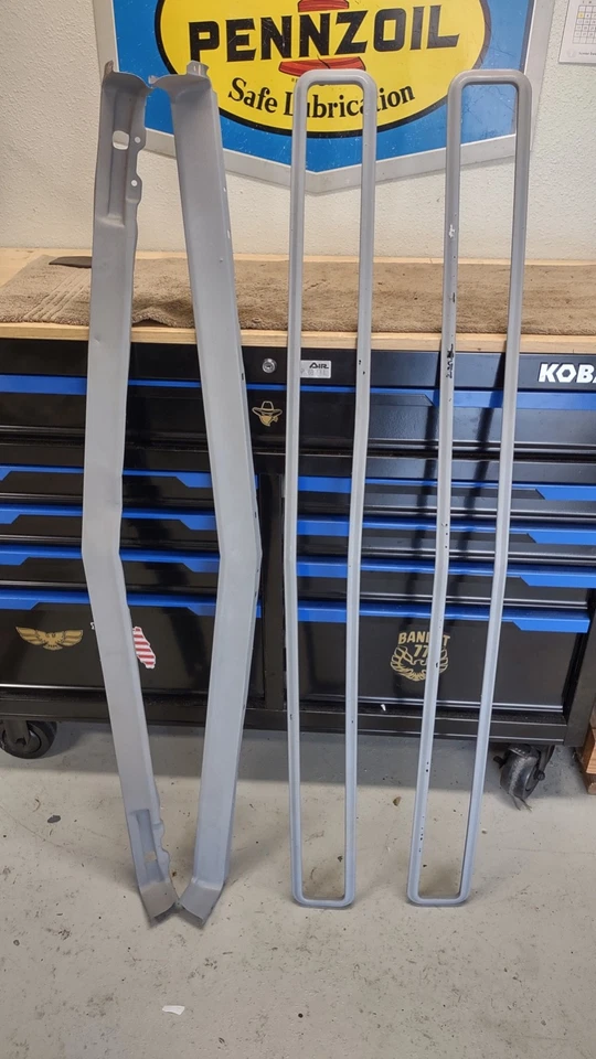 1967 - 1968 年雪佛兰卡车格栅垫加上盖/下格栅填料 EZ RESTO — 第 1/4 张图片