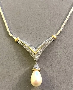 Vintage CHRISTIAN DIOR Sparkling Dangle Rhinestone Faux Pearl 2-Tone Necklace - Imagen 1 de 5