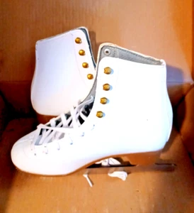 Lake Placid Cascade Women's Figure Ice Skate Size 8 New - Picture 1 of 3