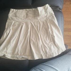 Girl's school uniform - Picture 1 of 3